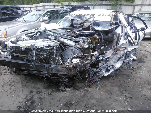 4T1BF32K54U081482 - 2004 TOYOTA CAMRY LE/XLE/SE WHITE photo 2
