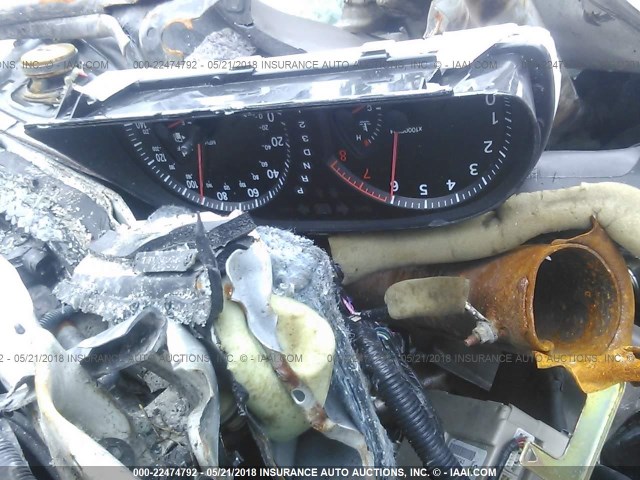 4T1BF32K54U081482 - 2004 TOYOTA CAMRY LE/XLE/SE WHITE photo 7