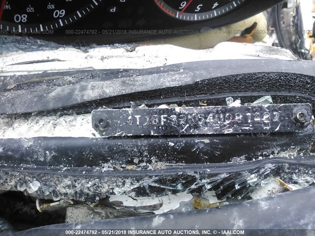 4T1BF32K54U081482 - 2004 TOYOTA CAMRY LE/XLE/SE WHITE photo 9