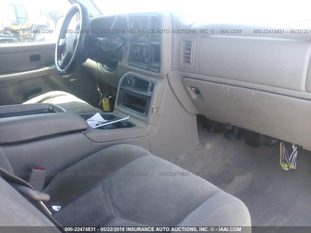 1GCHC23205F802510 - 2005 CHEVROLET SILVERADO C2500 HEAVY DUTY RED photo 5