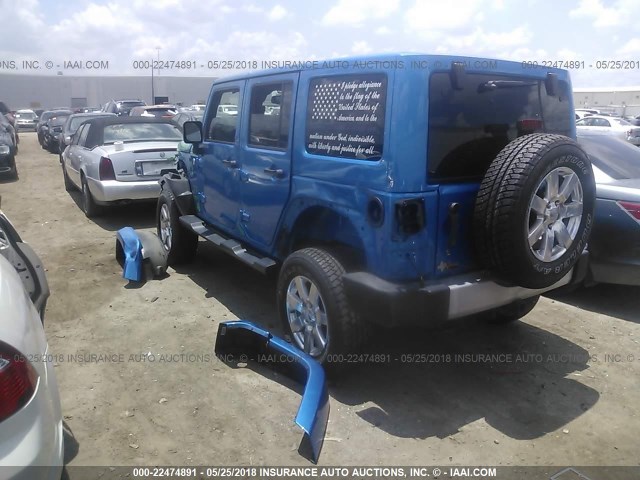 1C4BJWEG4FL657390 - 2015 JEEP WRANGLER UNLIMITE SAHARA BLUE photo 3