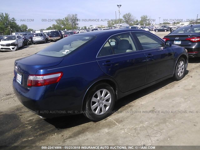 4T1BE46K78U206426 - 2008 TOYOTA CAMRY CE/LE/XLE/SE BLUE photo 4