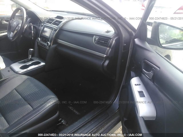 4T1BF1FK9EU740454 - 2014 TOYOTA CAMRY L/SE/LE/XLE Boz foto 5