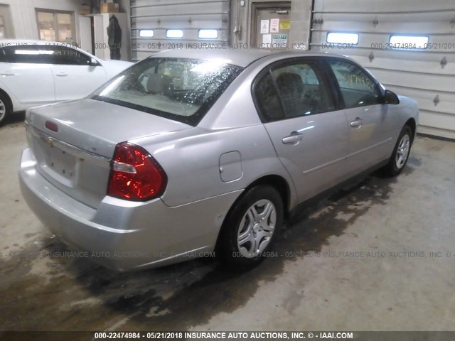 1G1ZS58F38F134851 - 2008 CHEVROLET MALIBU LS 银色 照片 4