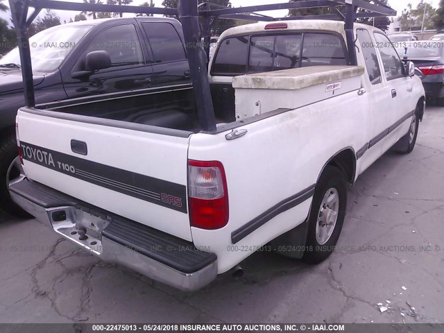 JT4TN14D8W0042474 - 1998 TOYOTA T100 XTRACAB SR5 WHITE photo 4