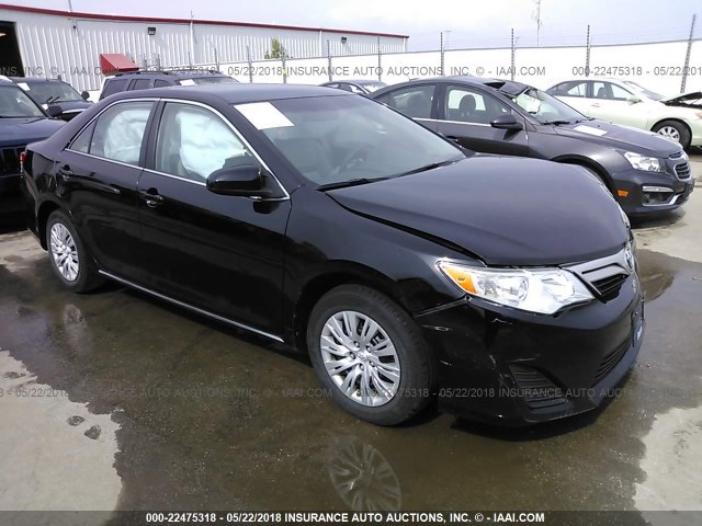 4T4BF1FK4ER401817 - 2014 TOYOTA CAMRY L/SE/LE/XLE შავი ფოტო 1