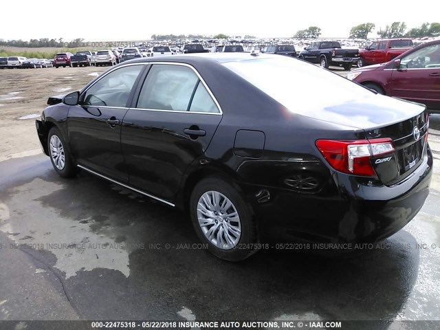 4T4BF1FK4ER401817 - 2014 TOYOTA CAMRY L/SE/LE/XLE შავი ფოტო 3