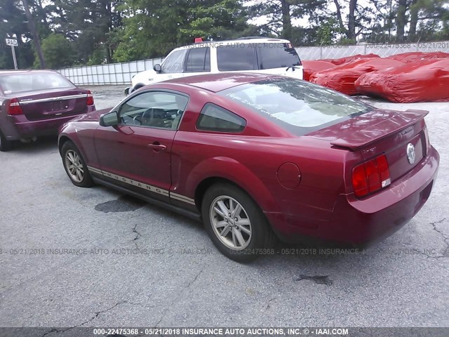 1ZVFT80N275225283 - 2007 FORD MUSTANG RED photo 3