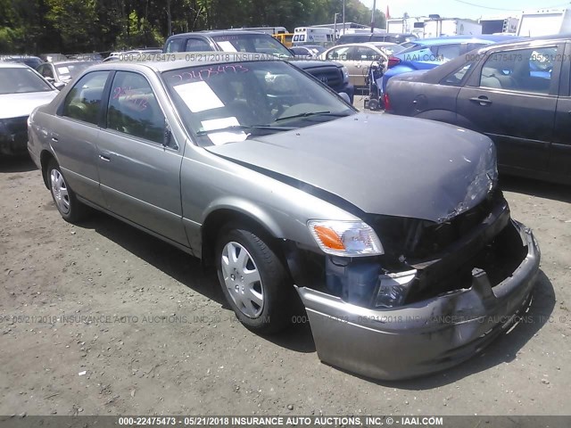 4T1BG22K71U047093 - 2001 TOYOTA CAMRY CE/LE/XLE 灰色 照片 1