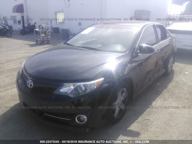 4T1BF1FK1DU206282 - 2013 TOYOTA CAMRY L/SE/LE/XLE 黑色 照片 2