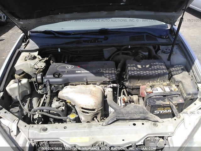 4T1BE32KX2U068064 - 2002 TOYOTA CAMRY LE/XLE/SE ვერცხლისფერი ფოტო 10