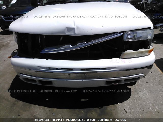 1GNFK16Z93J258796 - 2003 CHEVROLET SUBURBAN K1500 WHITE photo 6