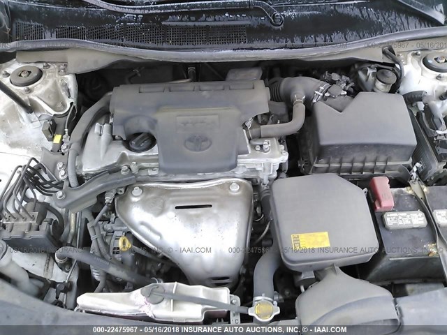 4T1BF1FK4FU036907 - 2015 TOYOTA CAMRY LE/XLE/SE/XSE თეთრი ფოტო 10