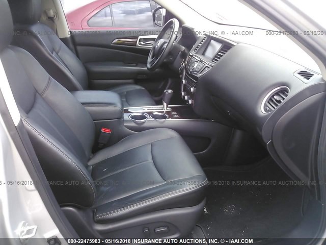5N1AR2MN0DC681482 - 2013 NISSAN PATHFINDER S/SV/SL/PLATINUM 银色 照片 5