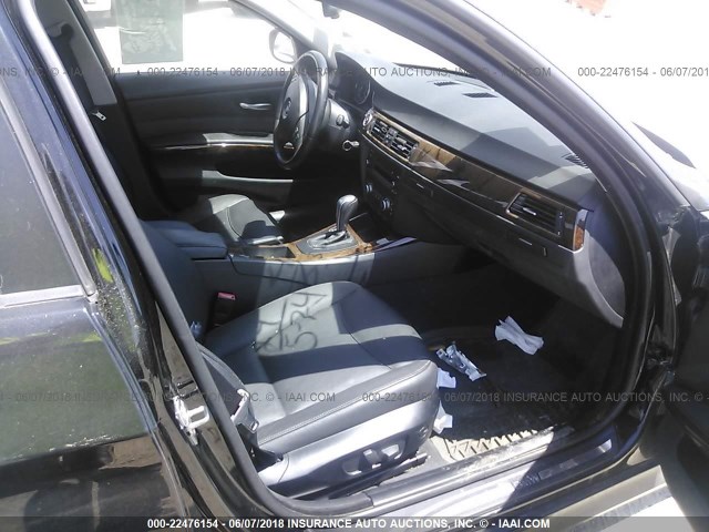 WBAPK535X9A643683 - 2009 BMW 328 BLACK photo 5