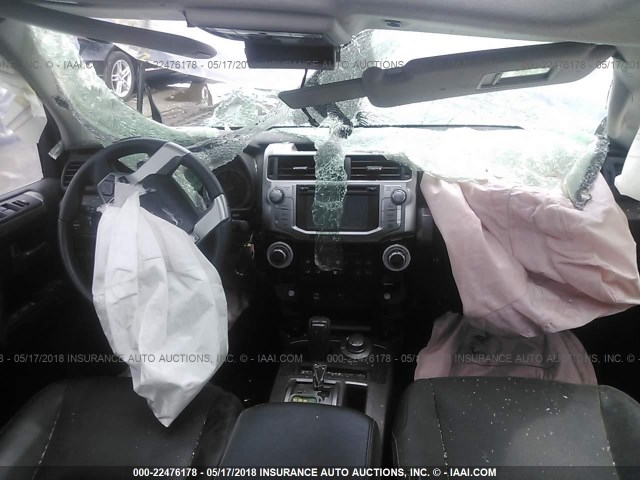 JTEBU5JR6G5382194 - 2016 TOYOTA 4RUNNER SR5 PREM/LTDL/TRAIL/TRD 黑色 照片 5