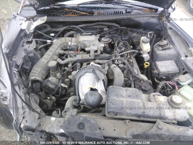 1FAFP45XX4F160950 - 2004 FORD MUSTANG GT GRAY photo 10