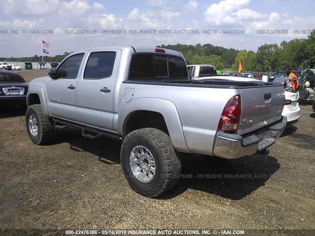 5TELU42NX7Z377964 - 2007 TOYOTA TACOMA DOUBLE CAB ვერცხლისფერი ფოტო 3