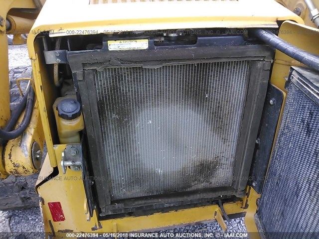 T0332TA120631T033 - 2000 DEER SKID STEER 332  YELLOW photo 10