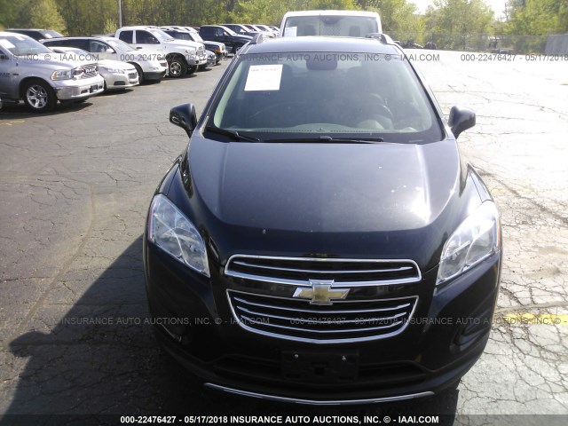 KL7CJLSB2FB253714 - 2015 CHEVROLET TRAX 1LT BLACK photo 6