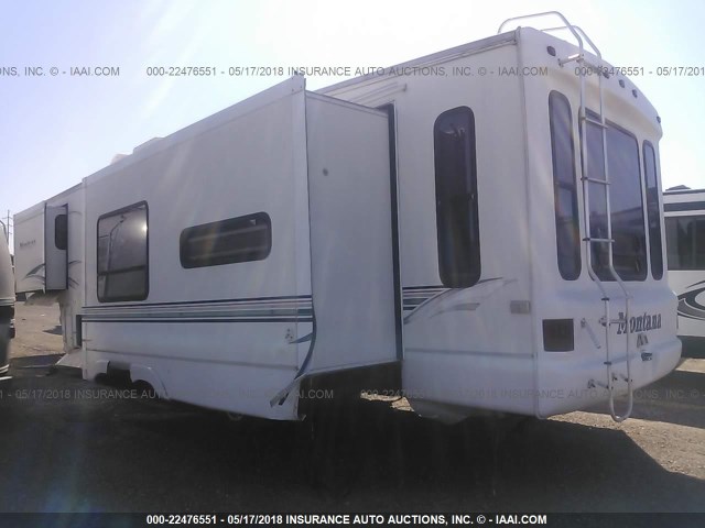 4YDF3572724500414 - 2002 KEYSTONE MONTANA WHITE photo 3