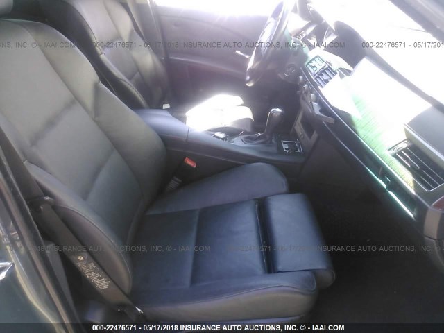 WBANB33574B107482 - 2004 BMW 545 I GRAY photo 5