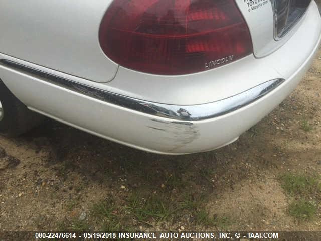 1LNHM97V52Y699820 - 2002 LINCOLN CONTINENTAL  未知 照片 6