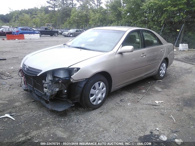 4T1BE32KX3U746457 - 2003 TOYOTA CAMRY LE/XLE/SE ოქროსფერი ფოტო 2