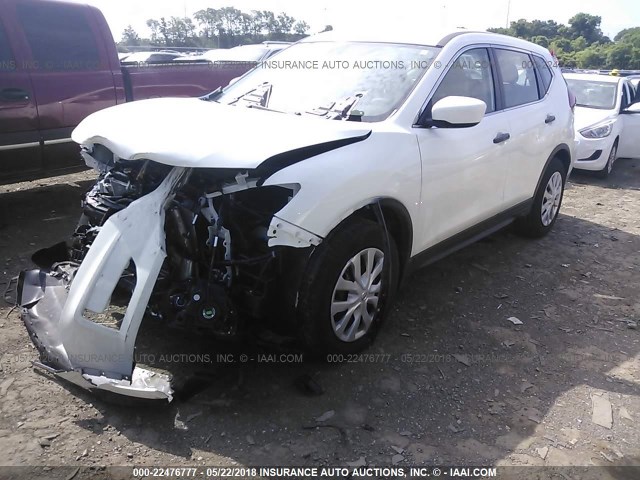 5N1AT2MT5HC772432 - 2017 NISSAN ROGUE S/SL WHITE photo 2