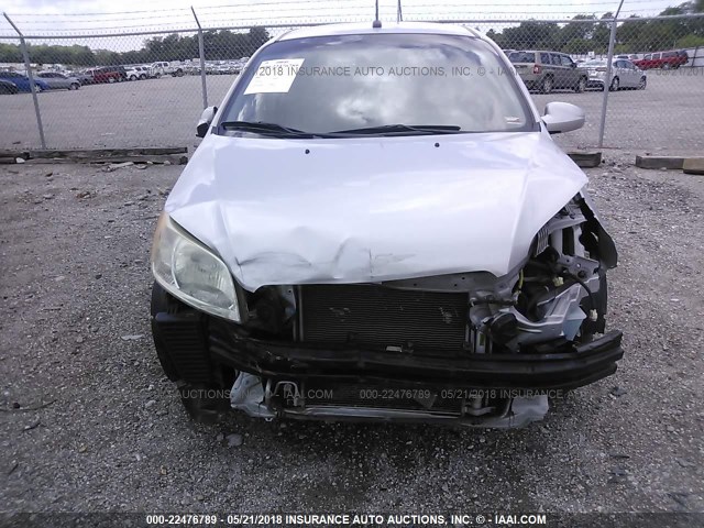 KL1TD66E09B315865 - 2009 CHEVROLET AVEO LS/LT SILVER photo 6