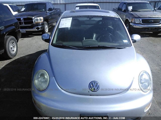 3VWDD21C32M412890 - 2002 VOLKSWAGEN NEW BEETLE GLX 银色 照片 6