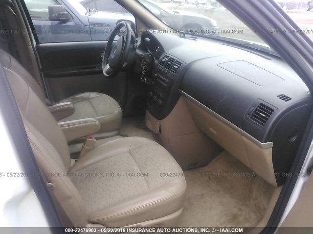 1GNDV23L85D234687 - 2005 CHEVROLET UPLANDER LS WHITE photo 5