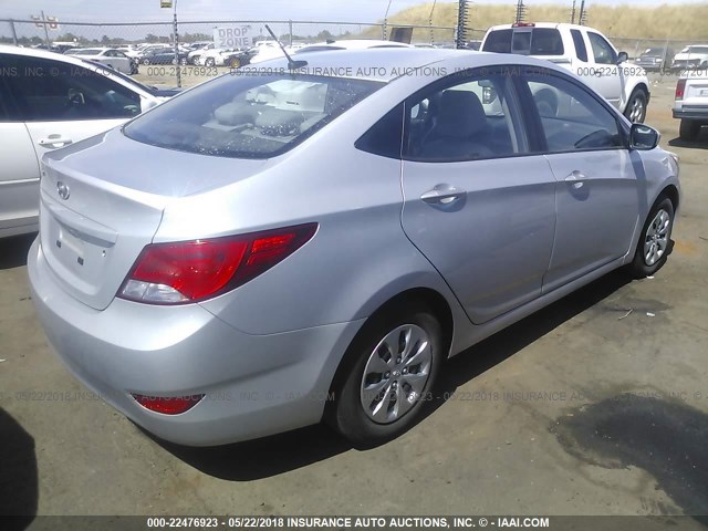 KMHCT4AE1GU015580 - 2016 HYUNDAI ACCENT SE SILVER photo 4