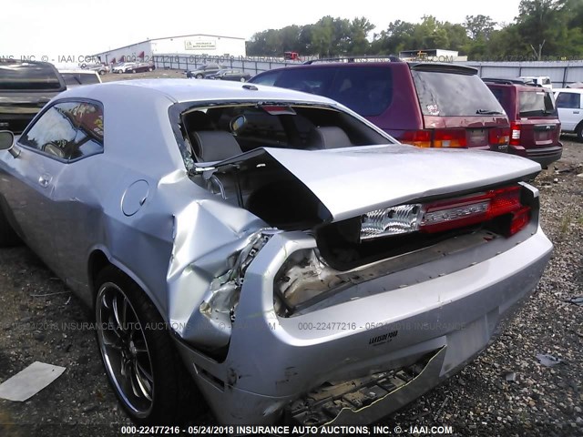 2B3CJ4DV5AH133598 - 2010 DODGE CHALLENGER SE SILVER photo 6