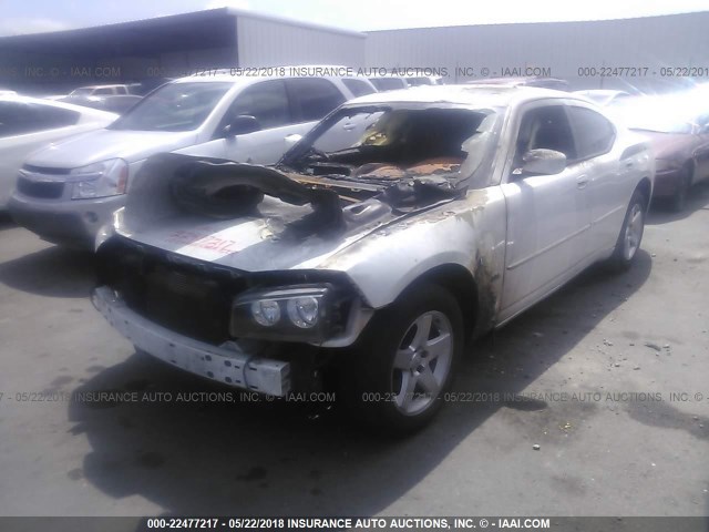 2B3CA3CV8AH312455 - 2010 DODGE CHARGER SXT WHITE photo 2