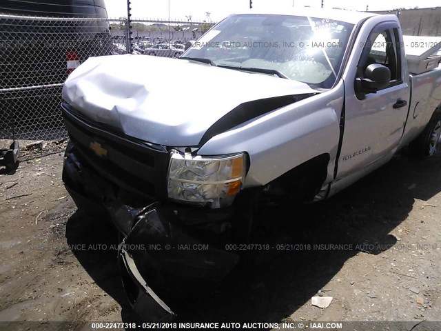 1GCNCPEA8DZ410764 - 2013 CHEVROLET SILVERADO C1500 SILVER photo 6