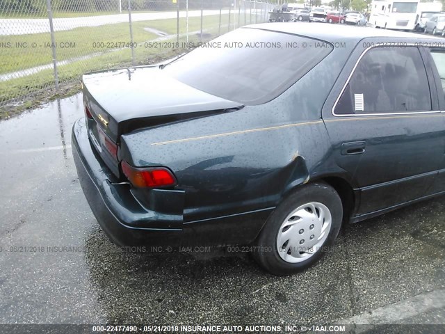 4T1BG22K5VU169165 - 1997 TOYOTA CAMRY CE/LE/XLE 绿色 照片 6