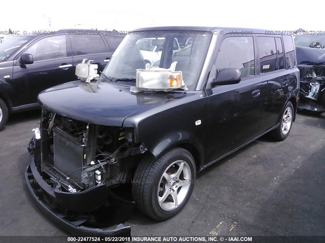 JTLKT324764098760 - 2006 TOYOTA SCION XB BLACK photo 2