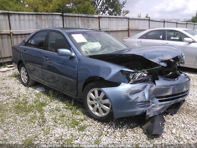 4T1BE30KX2U598201 - 2002 TOYOTA CAMRY LE/XLE/SE ღია ლურჯი ფოტო 1