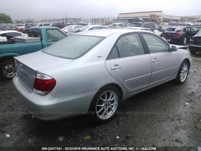 4T1BE32K56U104216 - 2006 TOYOTA CAMRY LE/XLE/SE ვერცხლისფერი ფოტო 4