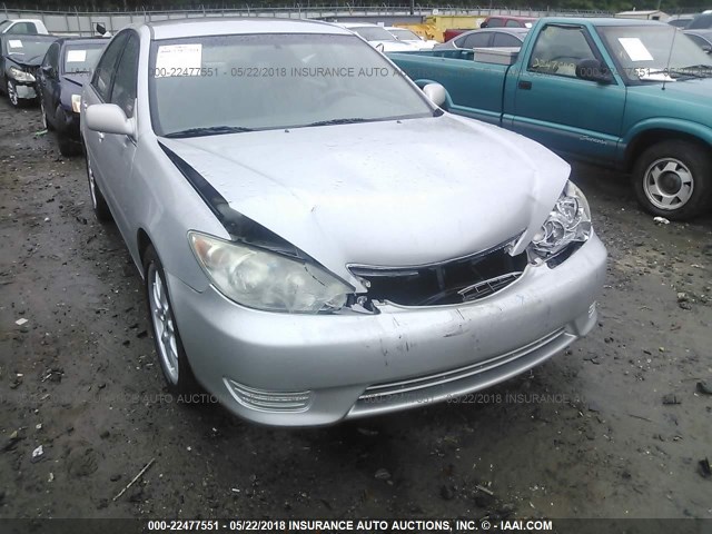 4T1BE32K56U104216 - 2006 TOYOTA CAMRY LE/XLE/SE ვერცხლისფერი ფოტო 6