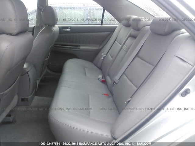 4T1BE32K56U104216 - 2006 TOYOTA CAMRY LE/XLE/SE ვერცხლისფერი ფოტო 8