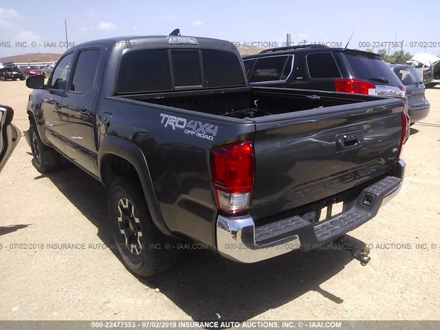 5TFCZ5AN3GX003972 - 2016 TOYOTA TACOMA DBL CAB/SR/SR5/TRD SPT/OR GRAY photo 3