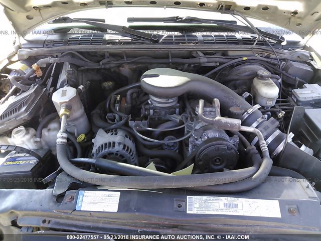 1GCDT19W3Y8244390 - 2000 CHEVROLET S TRUCK S10 SILVER photo 10