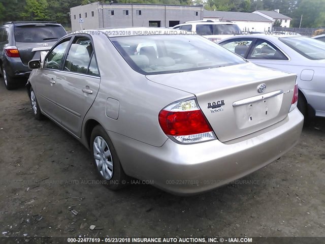 4T1BE32K15U989187 - 2005 TOYOTA CAMRY LE/XLE/SE 金色 照片 3