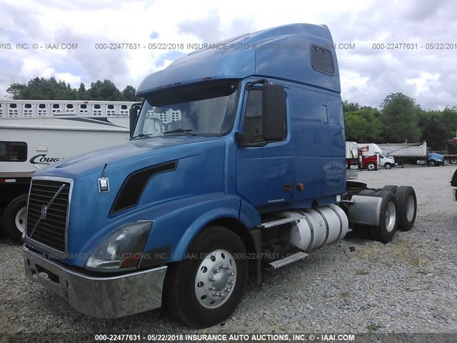 4V4NC9GH57N434283 - 2007 VOLVO VNL BLUE photo 2