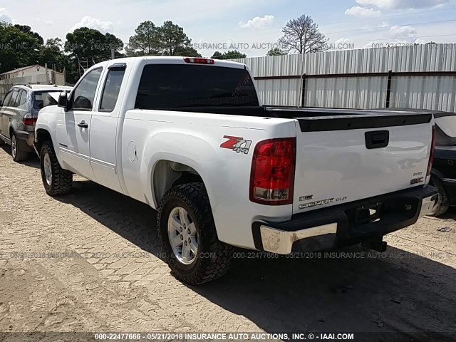 1GTR2VE31BZ189841 - 2011 GMC SIERRA K1500 SLE WHITE photo 3