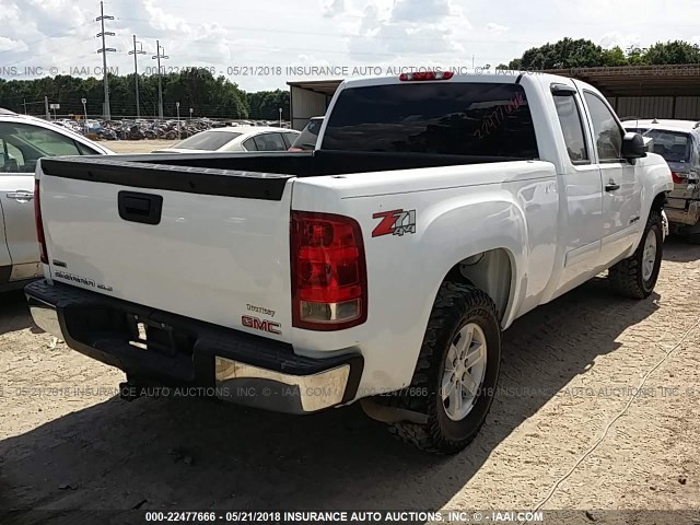 1GTR2VE31BZ189841 - 2011 GMC SIERRA K1500 SLE WHITE photo 4