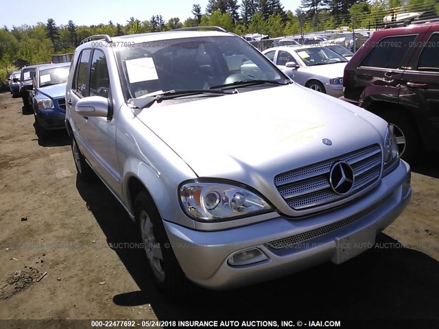 4JGAB54E52A347091 - 2002 MERCEDES-BENZ ML 320 SILVER photo 1