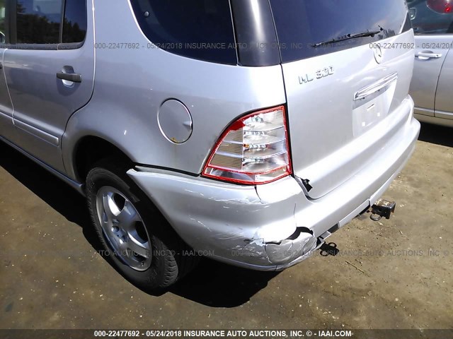 4JGAB54E52A347091 - 2002 MERCEDES-BENZ ML 320 SILVER photo 6